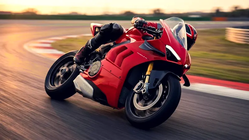 Ducati Panigale V4 R 2026: The 218 HP Superbike Built for WorldSBK